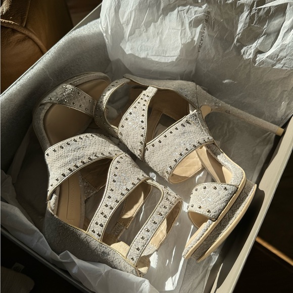 BCBGMARXAZRIA, Style MA-SNAKE SUEDE, size 6M, nude color. - Picture 5 of 7